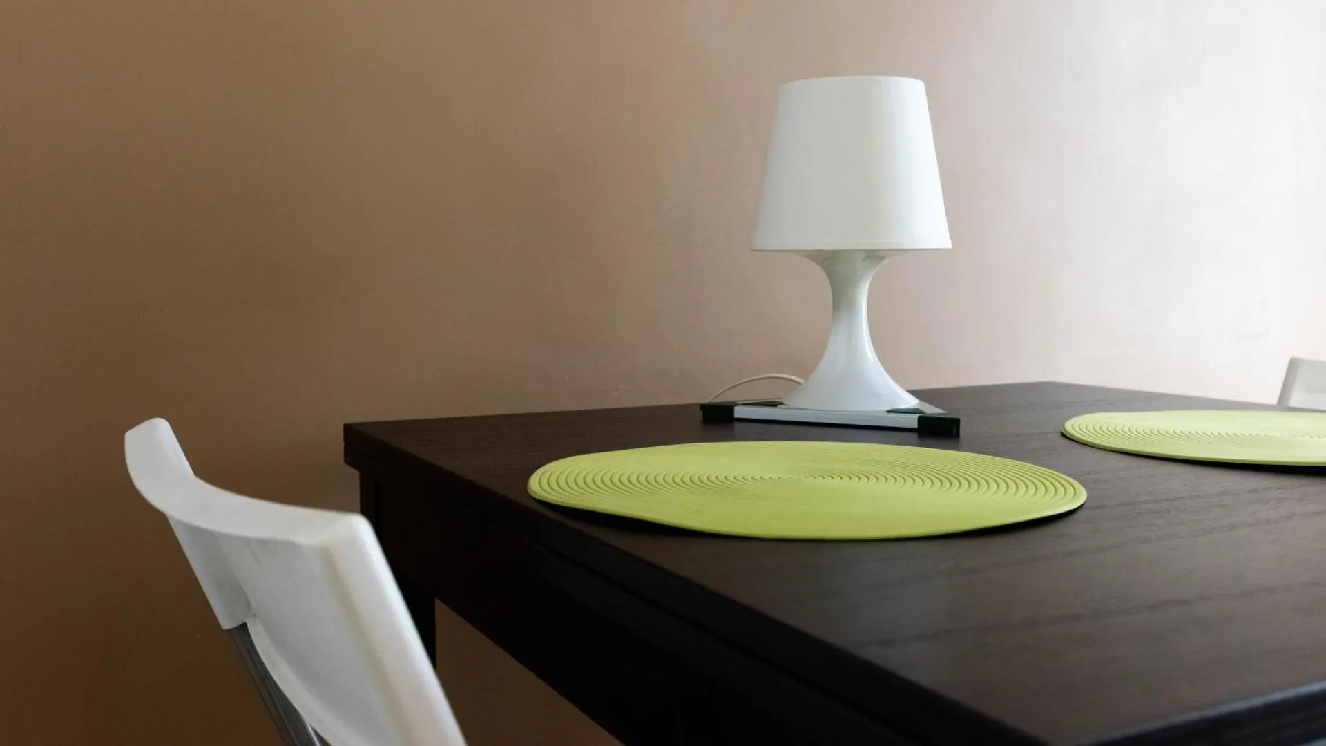 Apartment Pied-a-terre Near Bastille & Voltaire 11th Paris